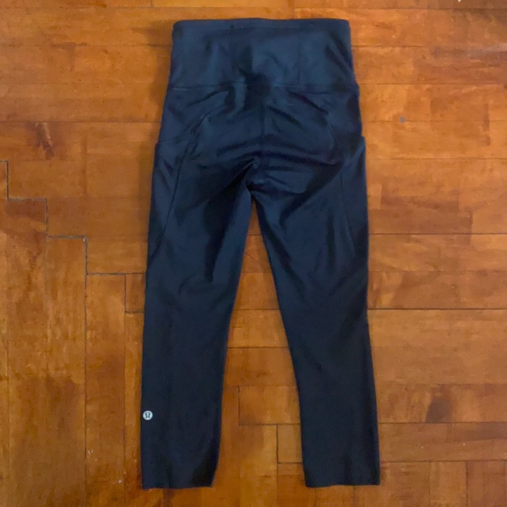 Lululemon CA 35801 RN 106259 H8 leggings